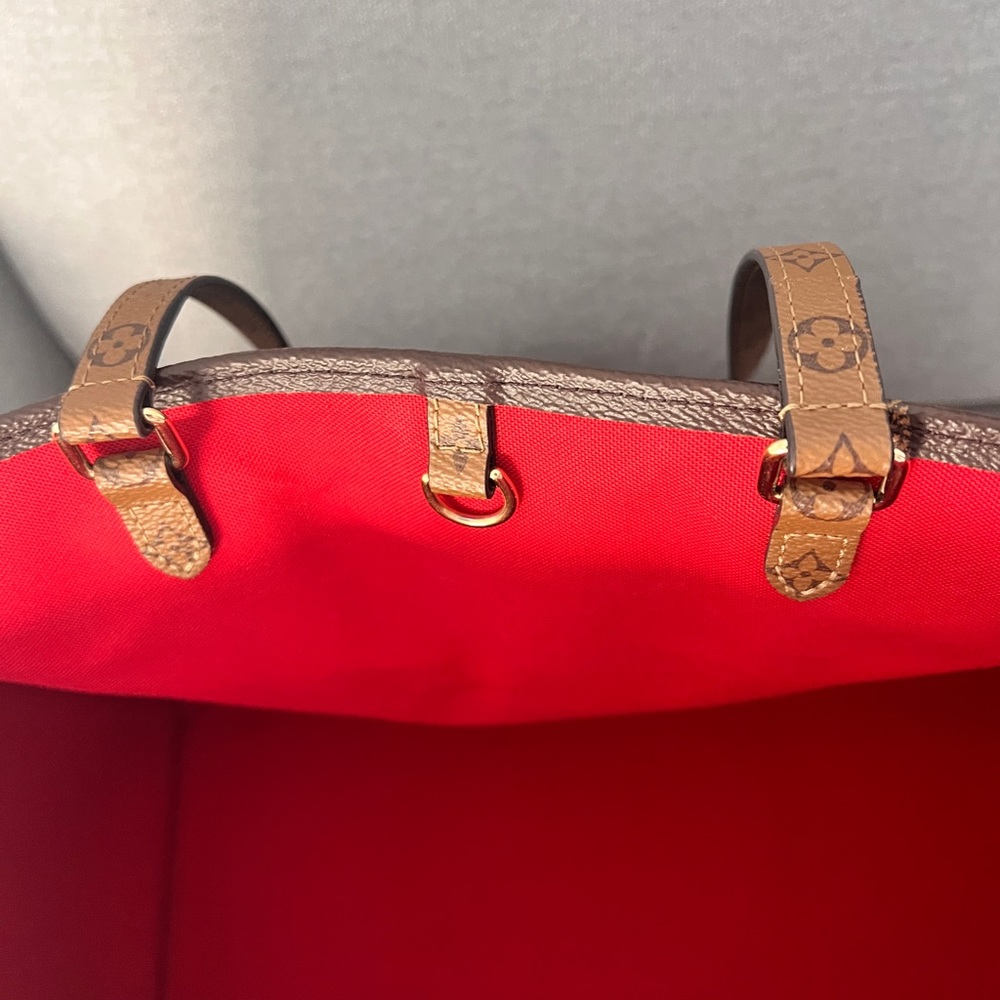 Beautiful Louis Vuitton Reverse On The Go Gm Tote… - image 4